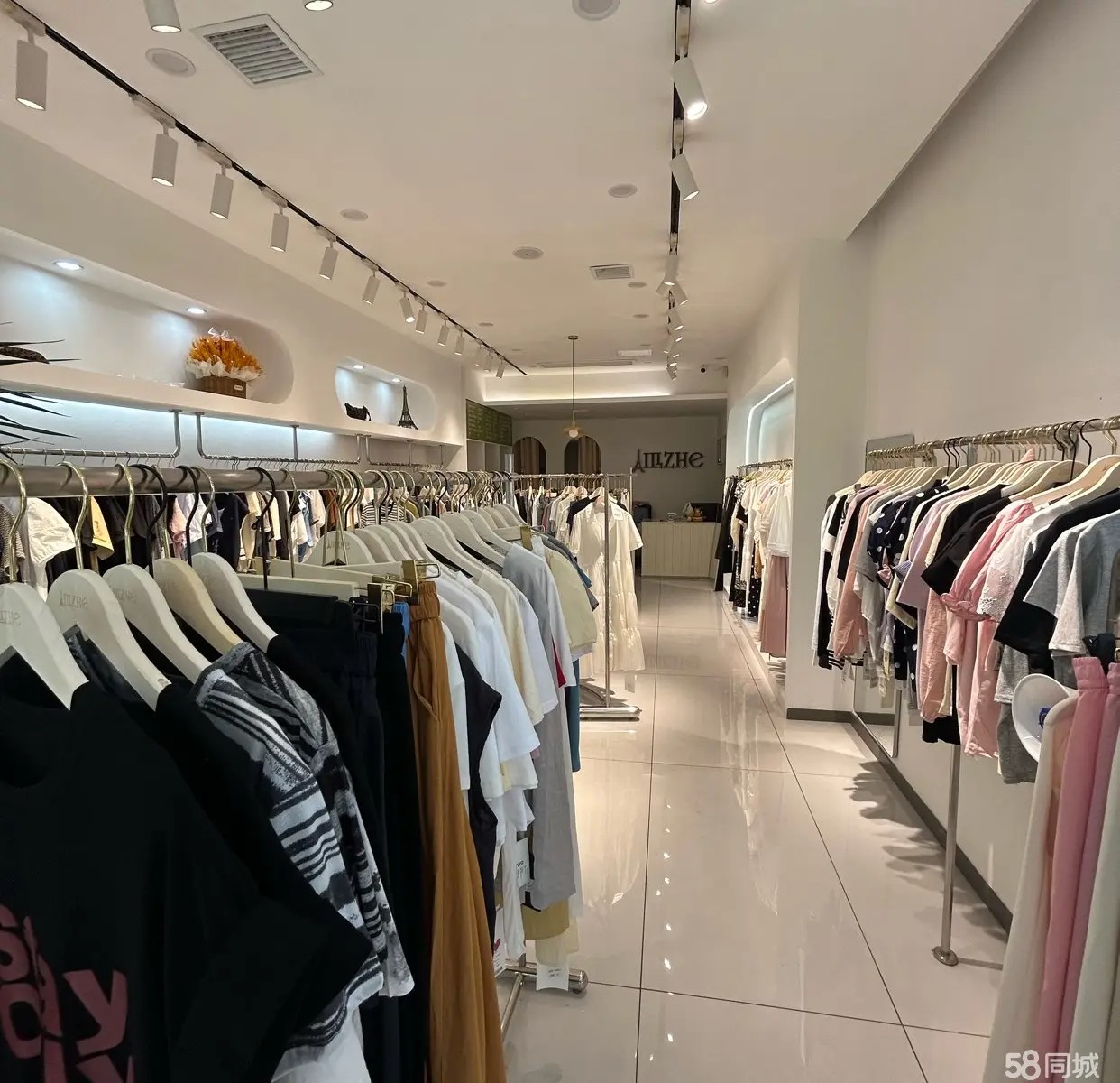 （转让）服装女装店转让，房租11月15日到期，全新装修的